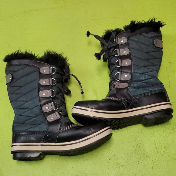 Sorel Tofino II Snow Boots (Youth 3) - Picture 10 of 16